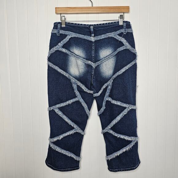 y2k 5-7-9 Capri Jeans Size Medium Low Rise Raw Hem Frayed Distressed Streetwear - Picture 2 of 7